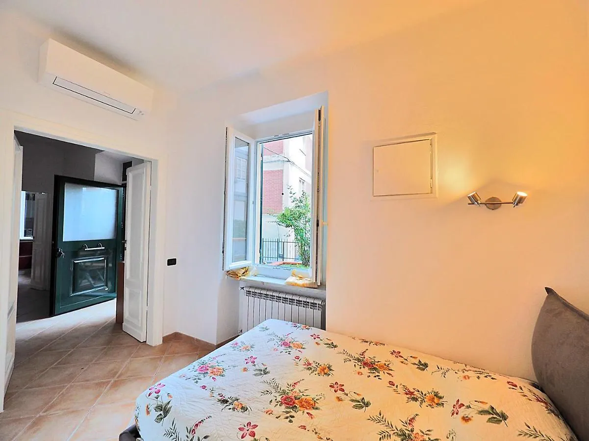 Appartamento Rosso Corallo Lerici