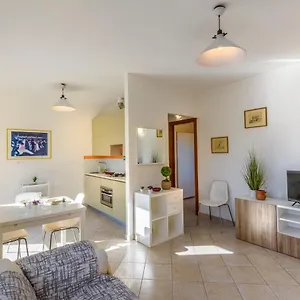 Appartamento Sunshine Garden, Lerici